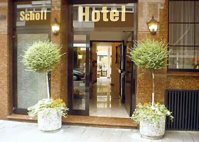 Hotel Drei Koenige Dom 3*