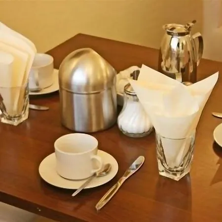 Hotel Drei Koenige Dom 3*